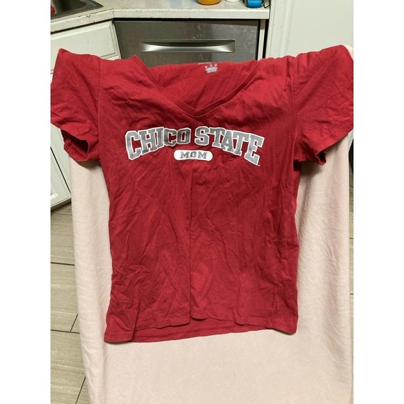 Champion Tops - CHAMPION Chico State University MOM Shirt Size L